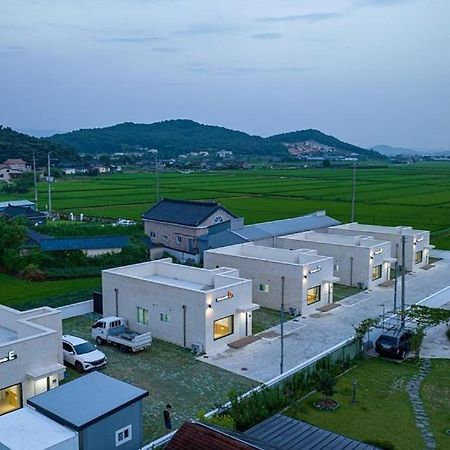 Gyeongju Hathor Pool Villa Exterior photo